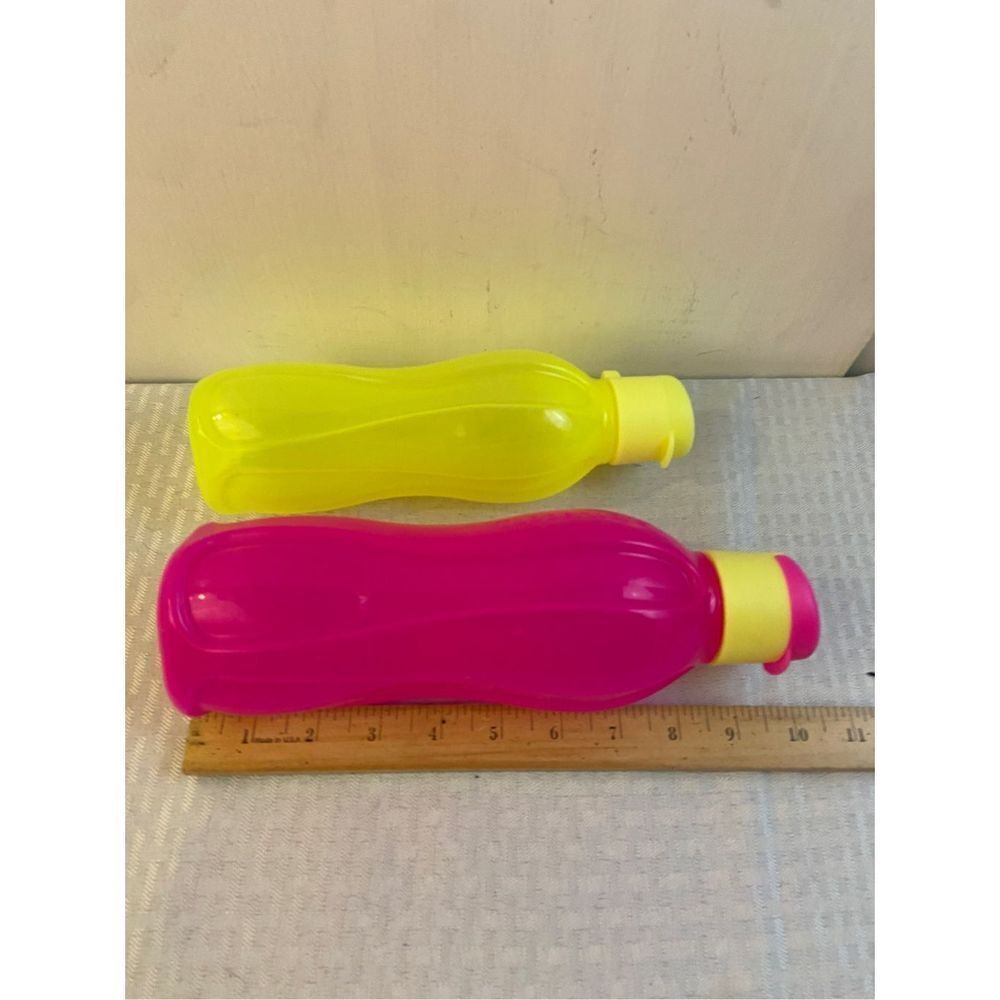 2 Tupperware bottles with flip‎ tops set pink yellow